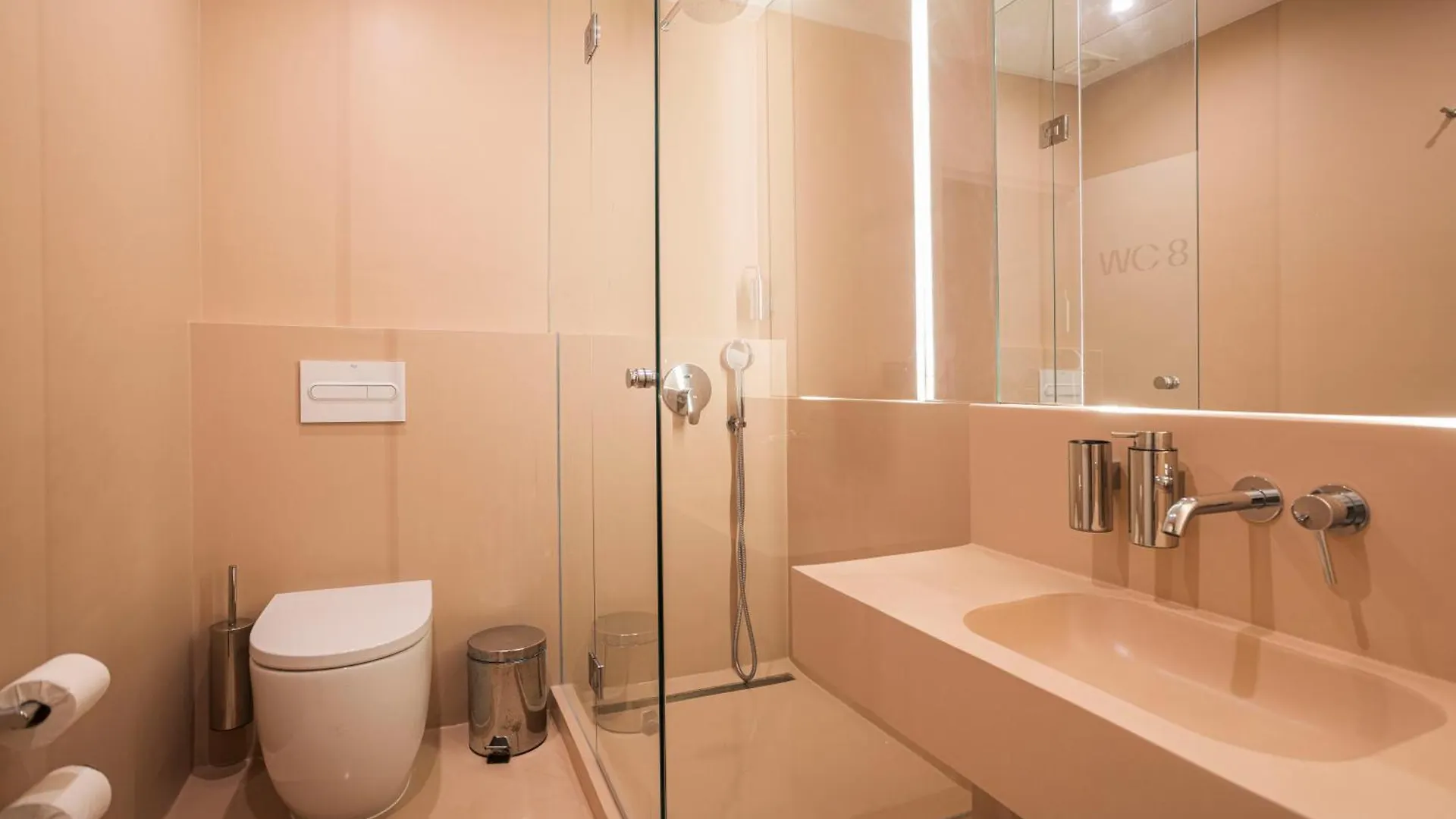 Hostal Sol Y K Barcelona 2*,