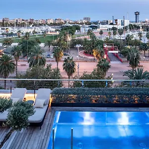 Otel Serras