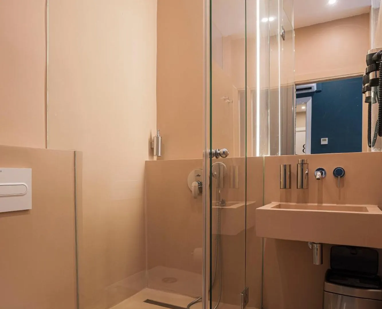 Hostal Sol Y K Barcelona Gæstehus
