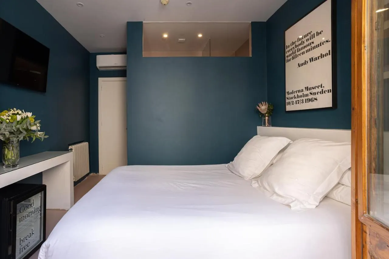** Konukevi Hostal Sol Y K Barselona İspanya